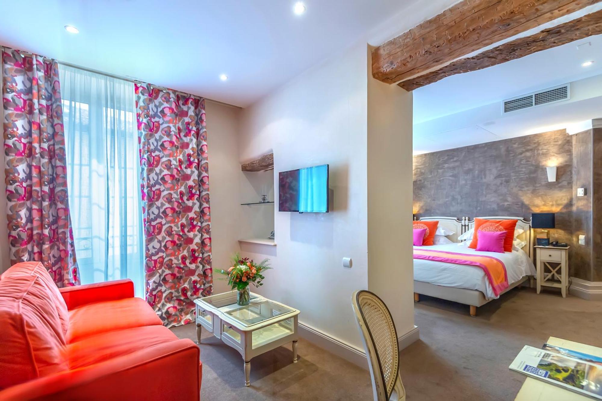 ואלבון Hotel Golf & Spa Chateau De La Begude The Originals Collection מראה חיצוני תמונה