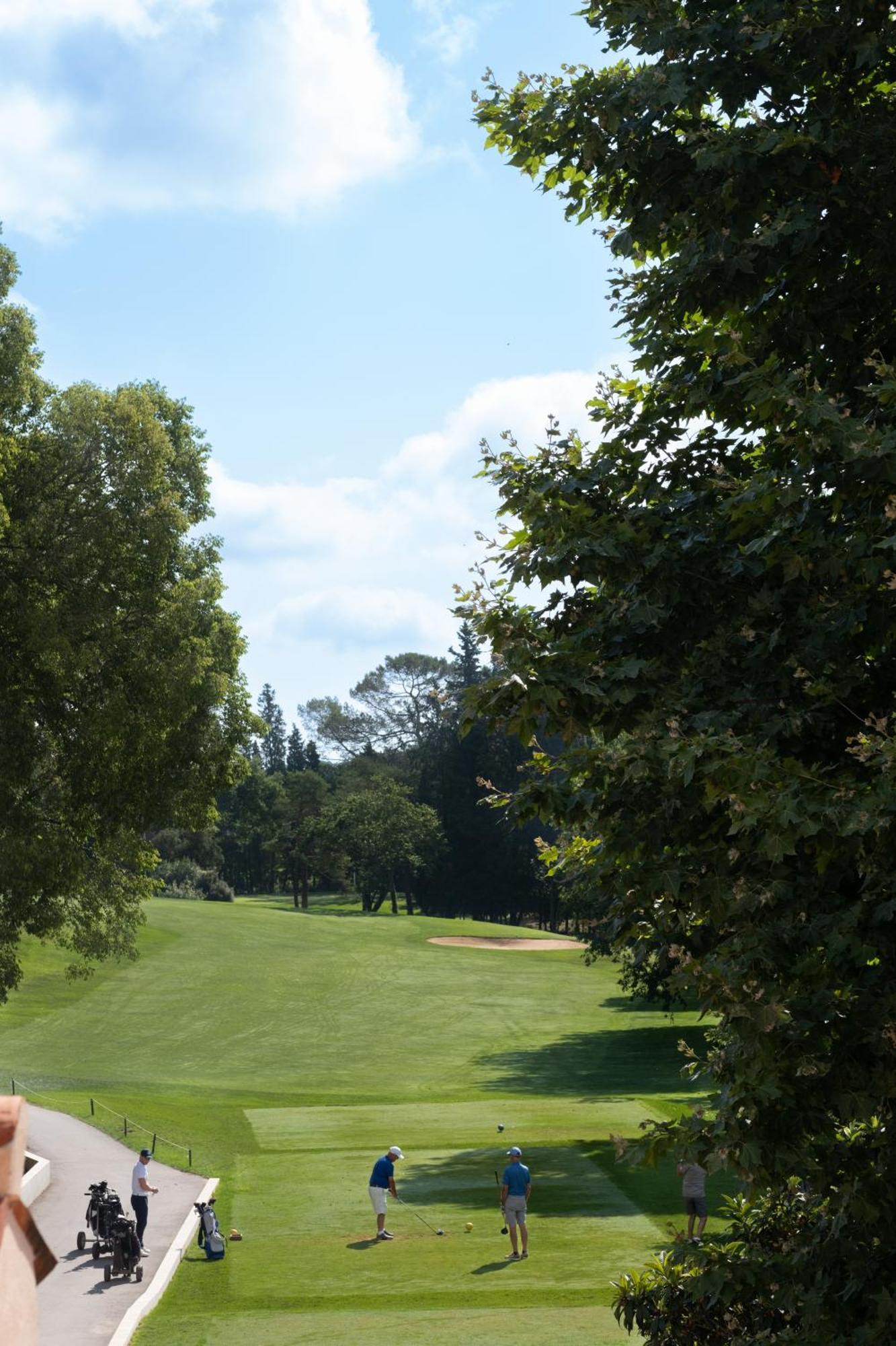 ואלבון Hotel Golf & Spa Chateau De La Begude The Originals Collection מראה חיצוני תמונה