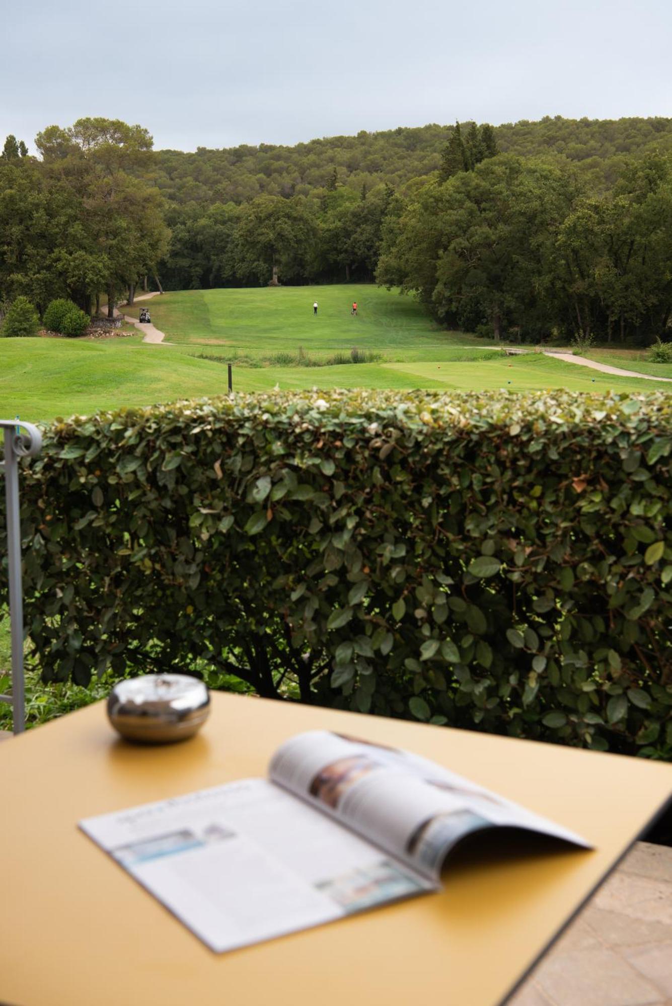 ואלבון Hotel Golf & Spa Chateau De La Begude The Originals Collection מראה חיצוני תמונה