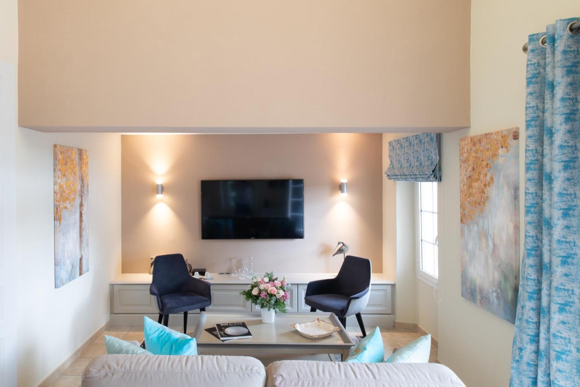 ואלבון Hotel Golf & Spa Chateau De La Begude The Originals Collection מראה חיצוני תמונה